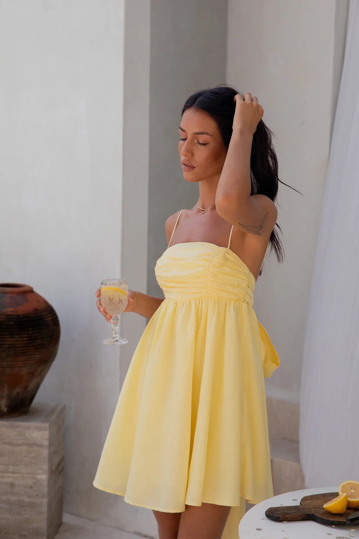 Mitternachtscharm Minikleid Gelb