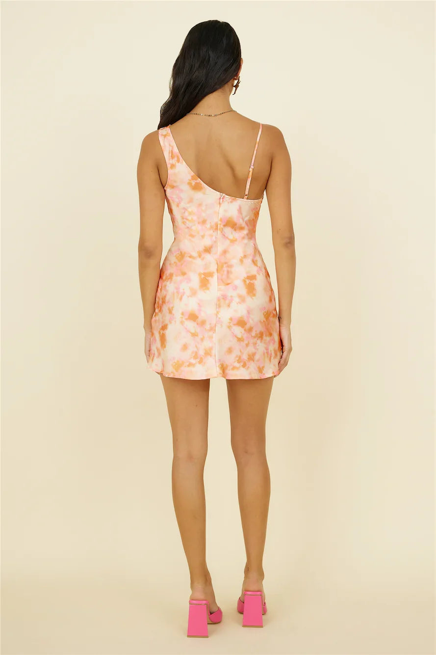 Entscheidungsfindung Kleid Orange