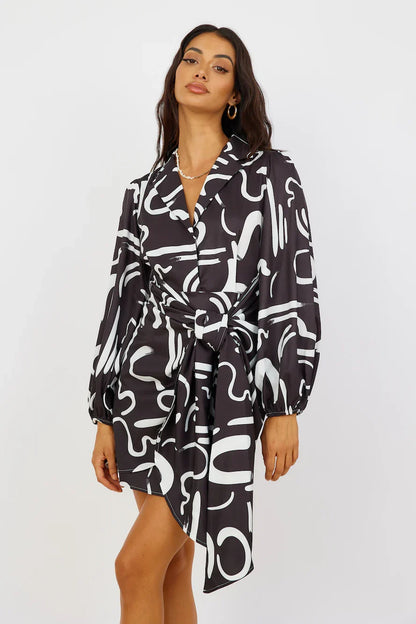 Less I Know Kleid Schwarz