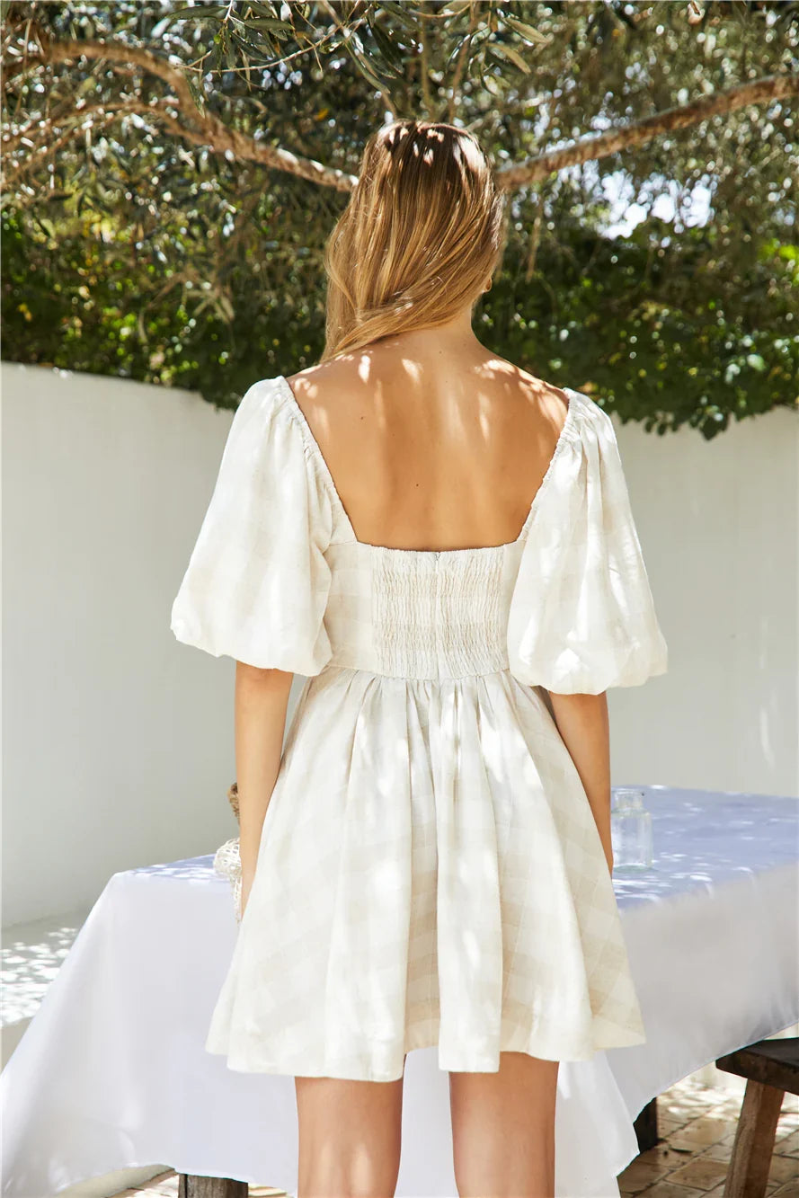 Zartes Blüten-Minikleid in Multi