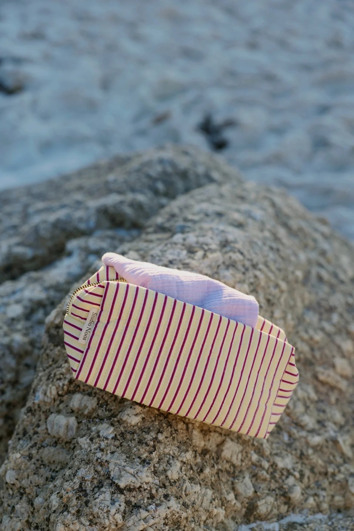Poplin Striped Pouch | Raspberry