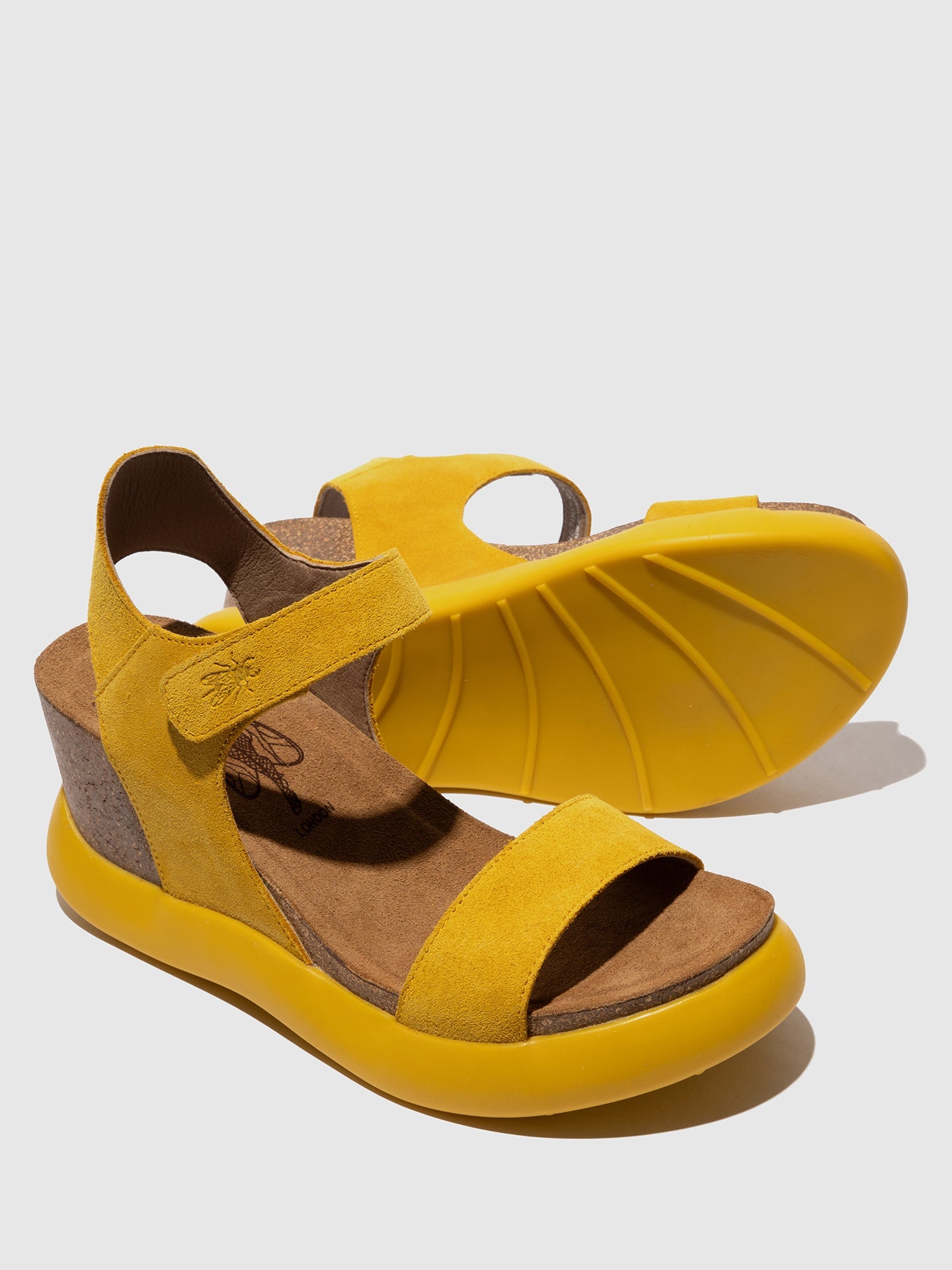 Velcro Sandals GOGO967FLY SUEDE YELLOW