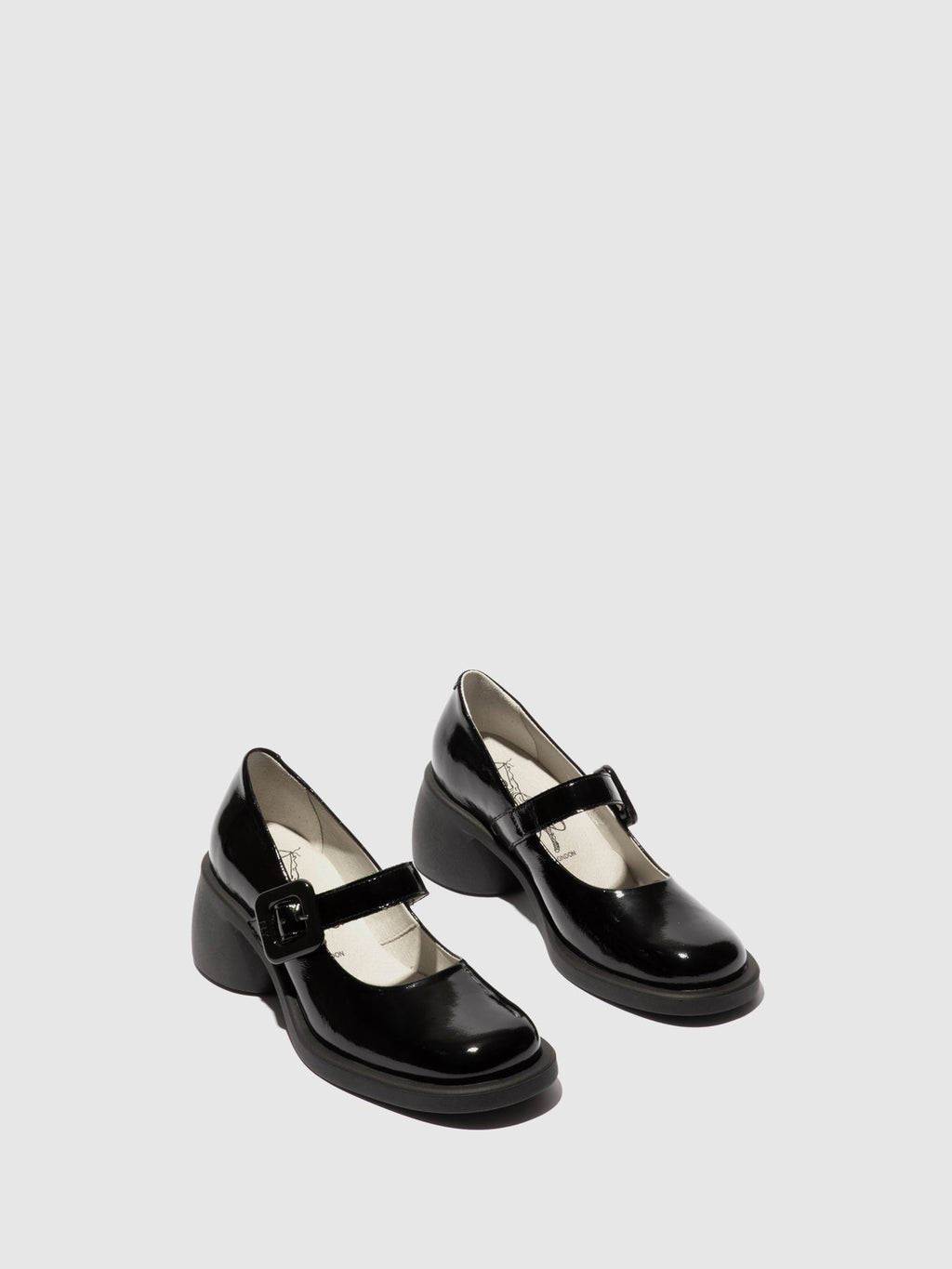 Buckle Shoes HUVI044FLY NAPPALAK BLACK