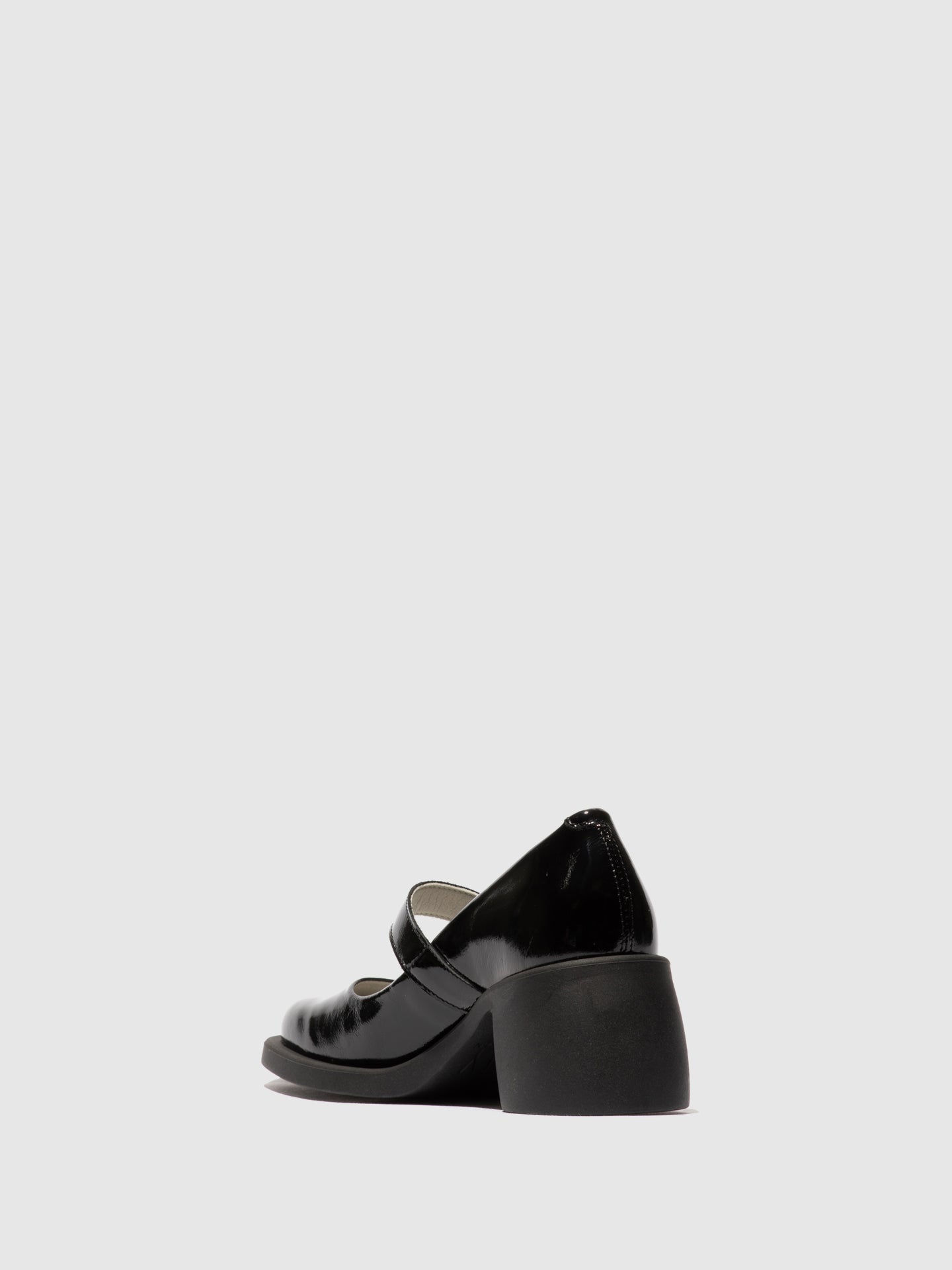 Buckle Shoes HUVI044FLY NAPPALAK BLACK