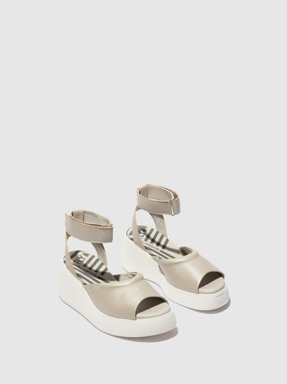Sandalen mit Knöchelriemen DACH050FLY SILBER