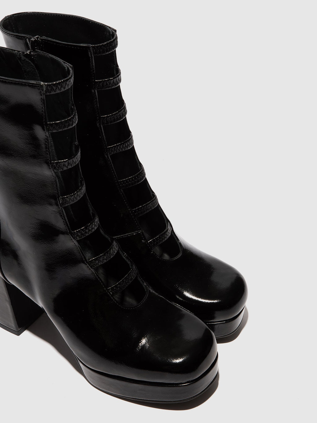 Zip Up Ankle Boots EVIK353FLY BLACK