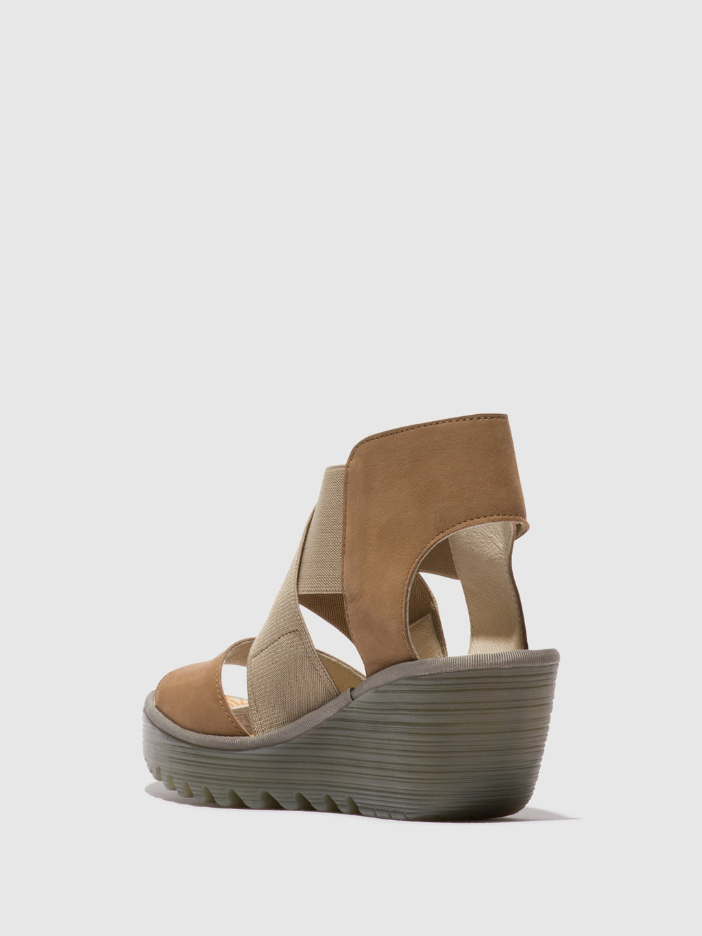 Crossover Sandals YUBA385FLY SAND