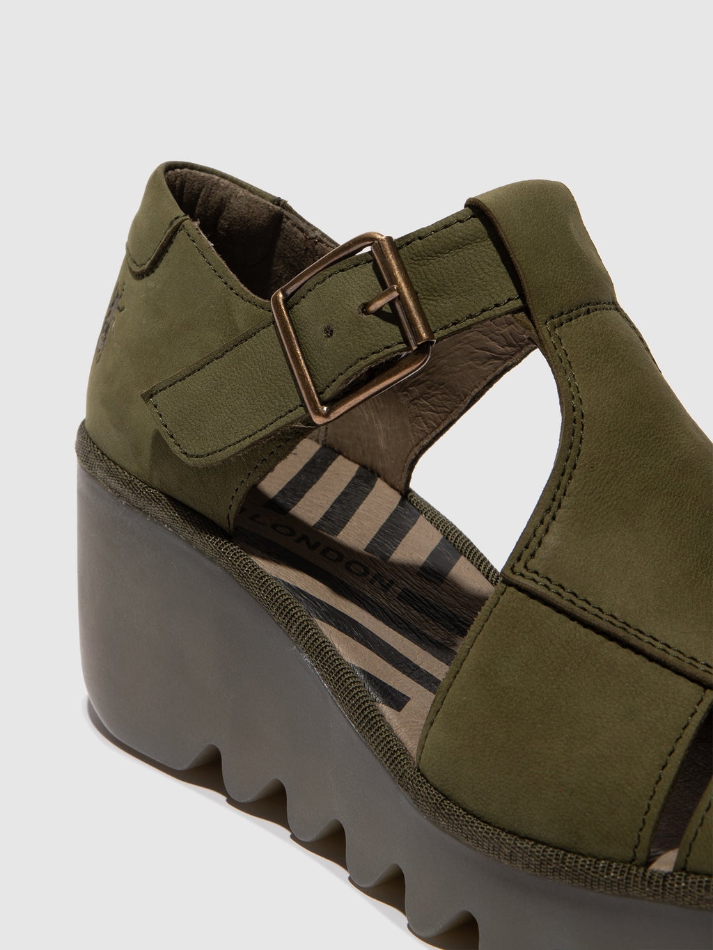 Buckle Sandals BURI481FLY KHAKI