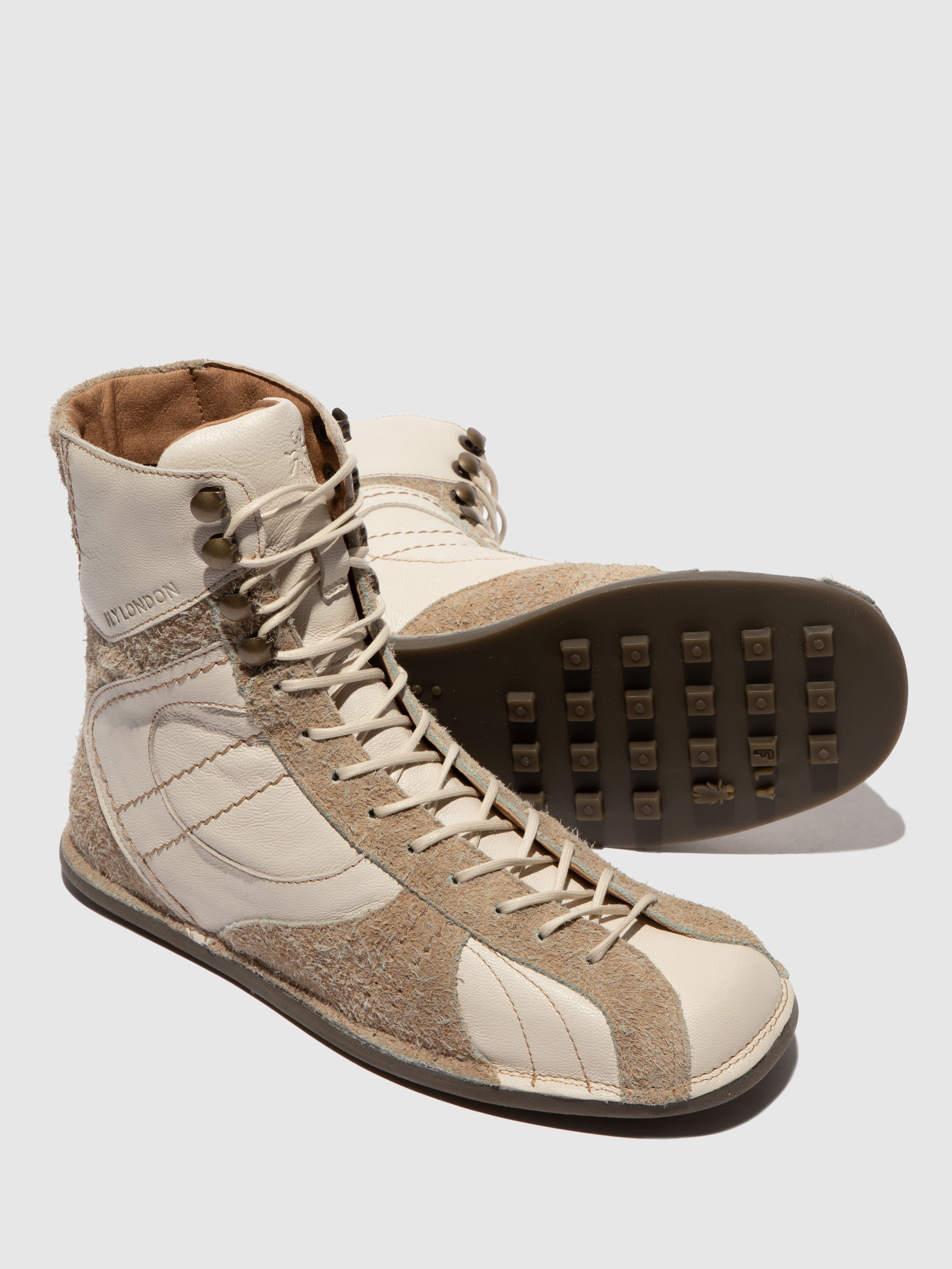 Hi-Top Trainers FARV573FLY OFFWHITE
