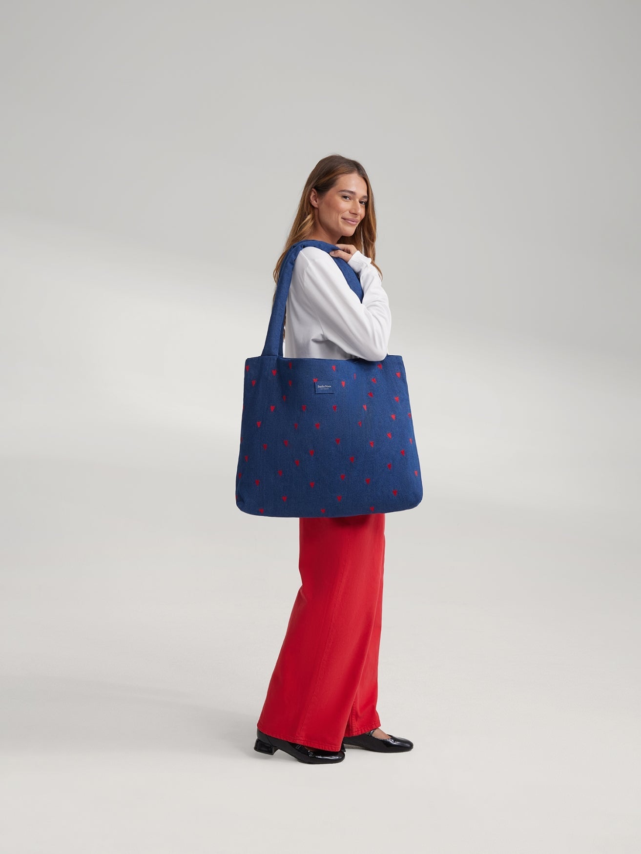 Denim Mom Bag | Dark Blue Red Hearts