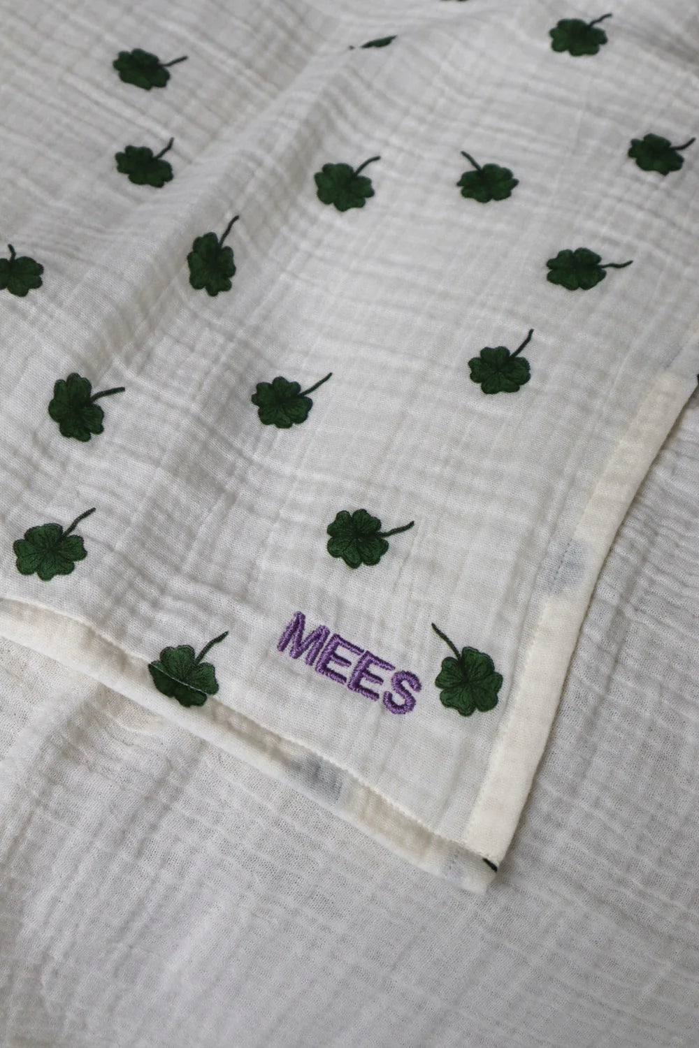 White Clover Swaddle Print Medium