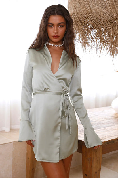 Warum Wondering Mini Dress Salbei